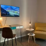 Vatican Cosy Hideout - Apartament Center - Freewifi - Parking